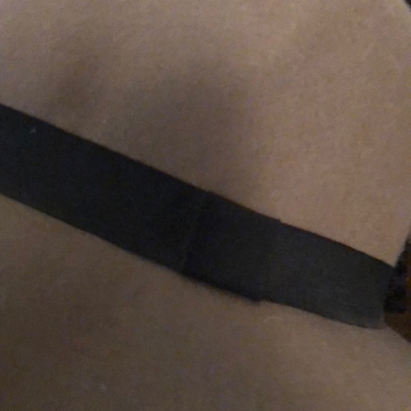 A Hat - Picture 4 of 5